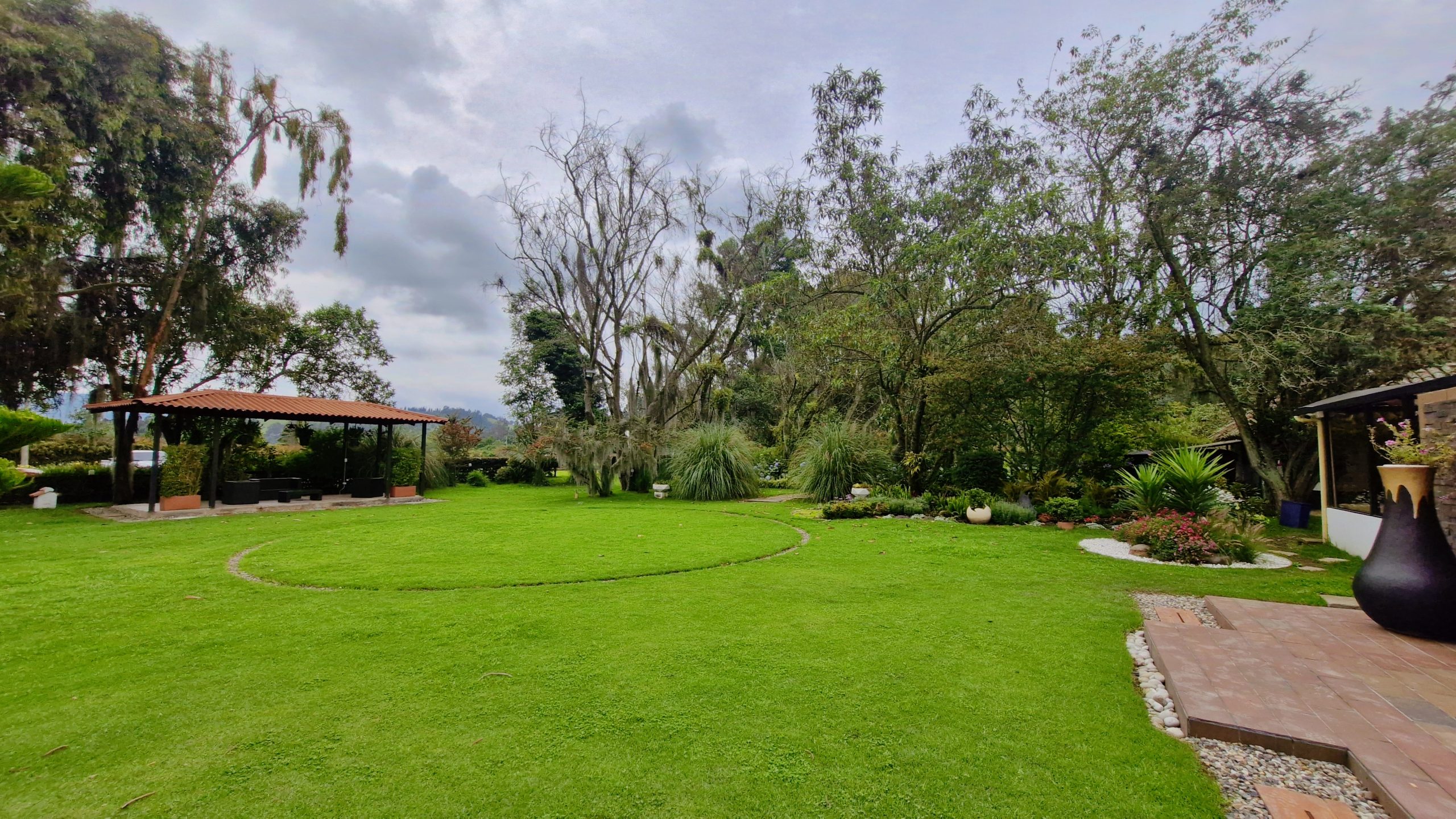 {"data":{"pictureId":"1068869e5bb14c6dabeeadb4354c1491","appversion":"5.2.0","stickerId":"","filterId":"2960670","infoStickerId":"","imageEffectId":"","playId":"","activityName":"","os":"android","product":"retouch","originAppId":"7356","exportType":"","editType":"","alias":"","enterFrom":"enter_launch","capability_key":["filter"],"capability_extra":{"filter":["2960670"]}},"source_type":"hypic","tiktok_developers_3p_anchor_params":"{"client_key":"awgvo7gzpeas2ho6","template_id":"","filter_id":["2960670"]}"}