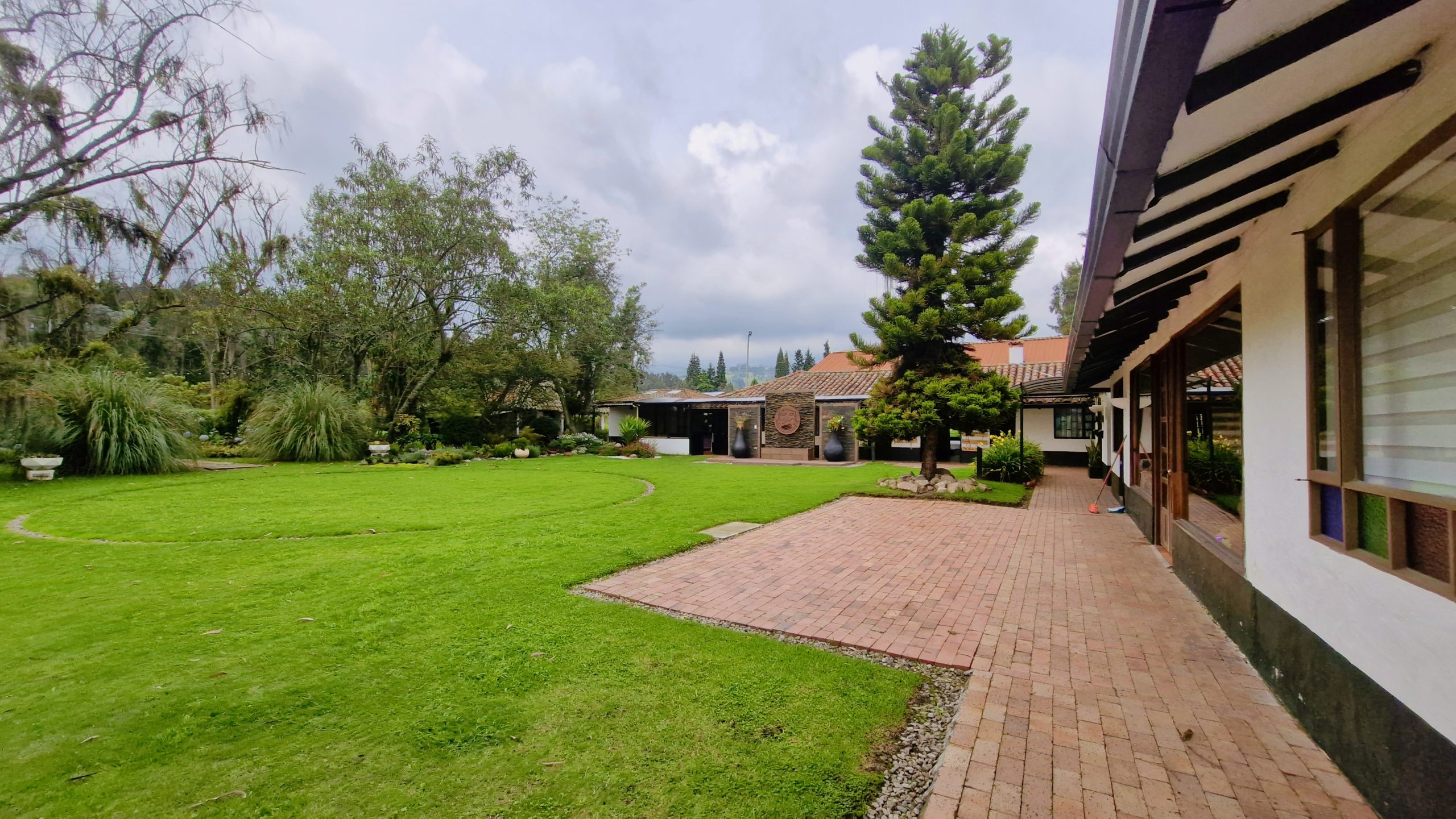 {"data":{"pictureId":"d6087122e58049e7b7d7699fc45f1267","appversion":"5.2.0","stickerId":"","filterId":"2960670","infoStickerId":"","imageEffectId":"","playId":"","activityName":"","os":"android","product":"retouch","originAppId":"7356","exportType":"","editType":"","alias":"","enterFrom":"enter_launch","capability_key":["filter"],"capability_extra":{"filter":["2960670"]}},"source_type":"hypic","tiktok_developers_3p_anchor_params":"{"client_key":"awgvo7gzpeas2ho6","template_id":"","filter_id":["2960670"]}"}